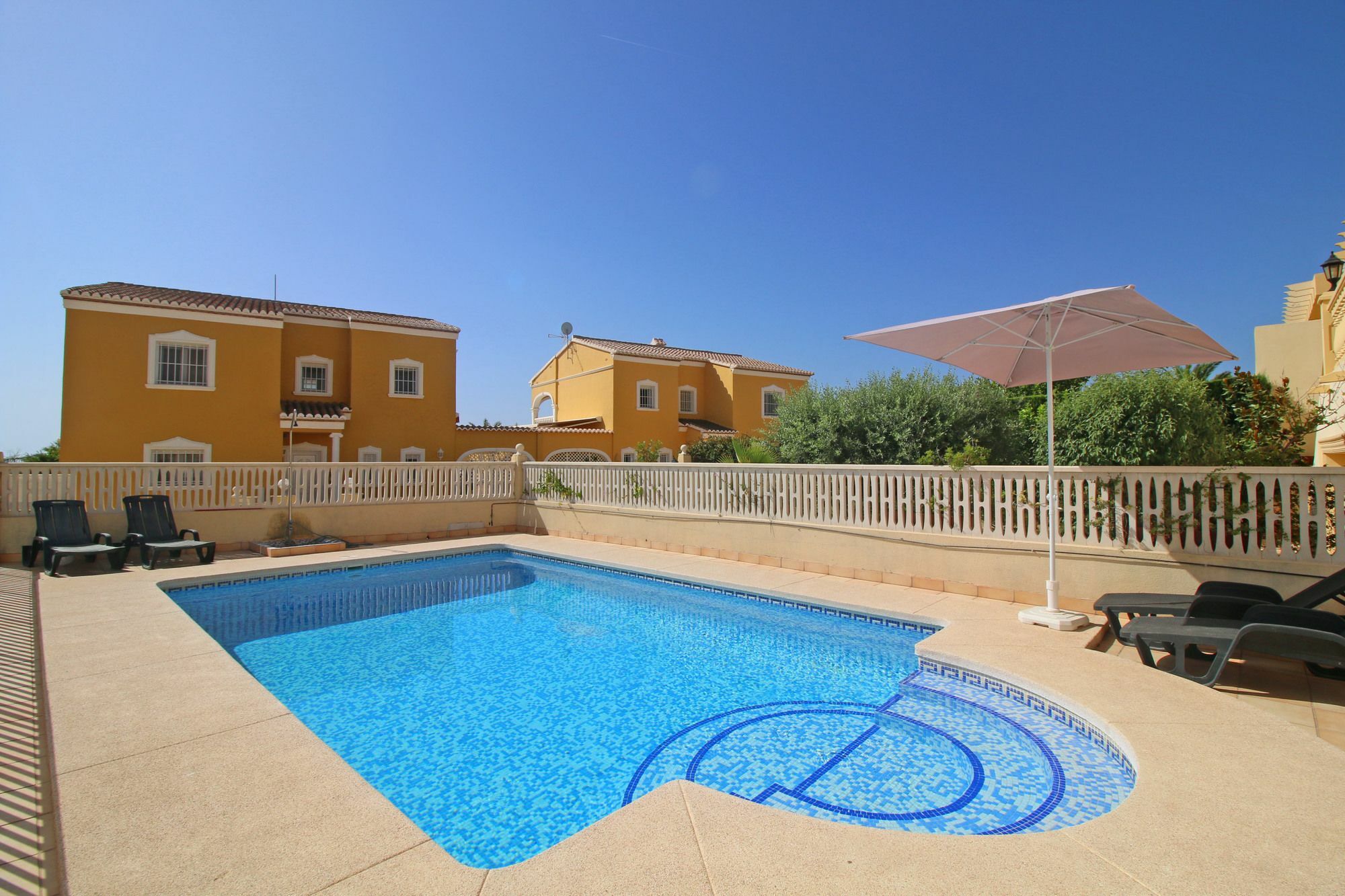 קלפה Holiday Villa Garduix מראה חיצוני תמונה